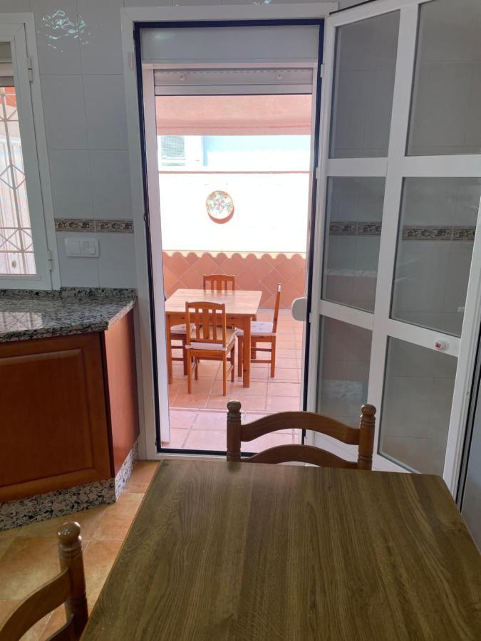 Agradable Casa Independiente Con Piscina Сasa de vacaciones *