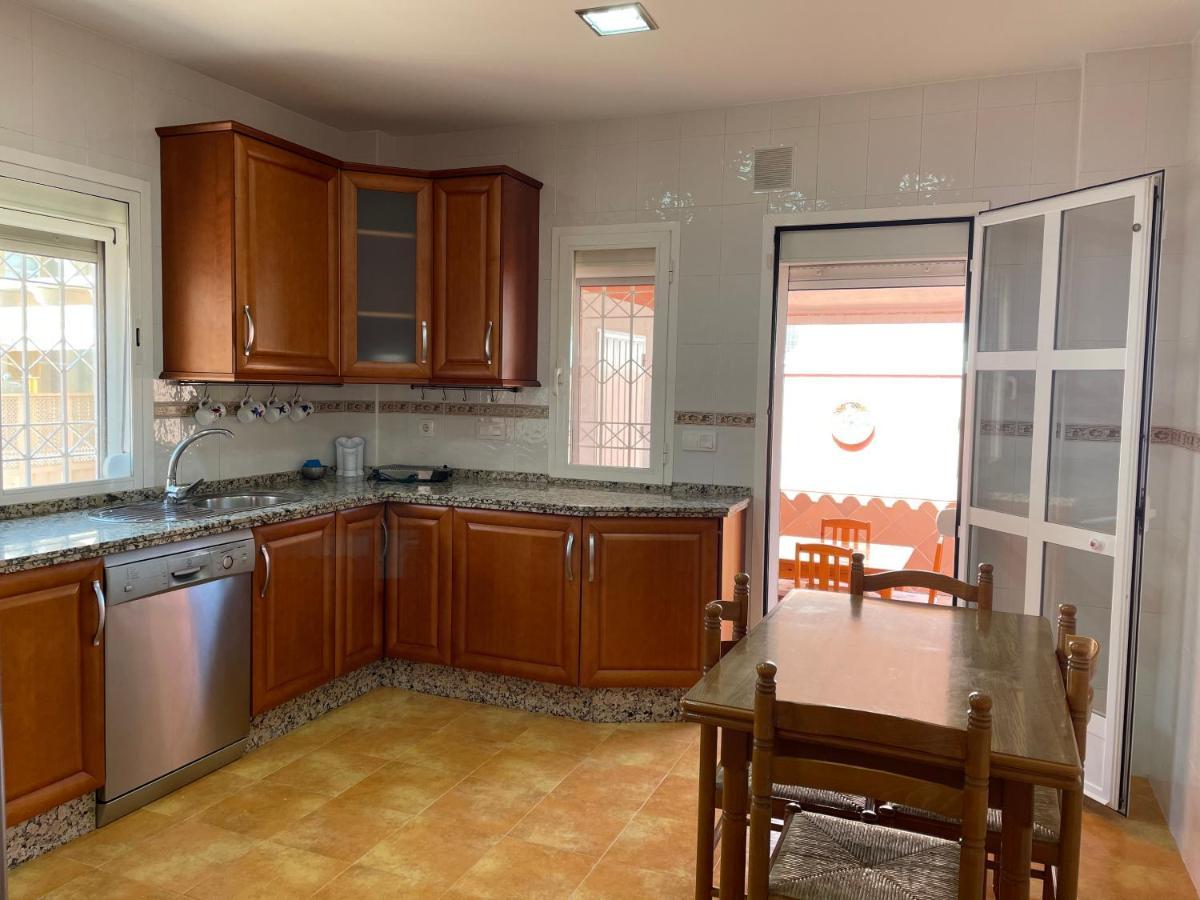 Agradable Casa Independiente Con Piscina *