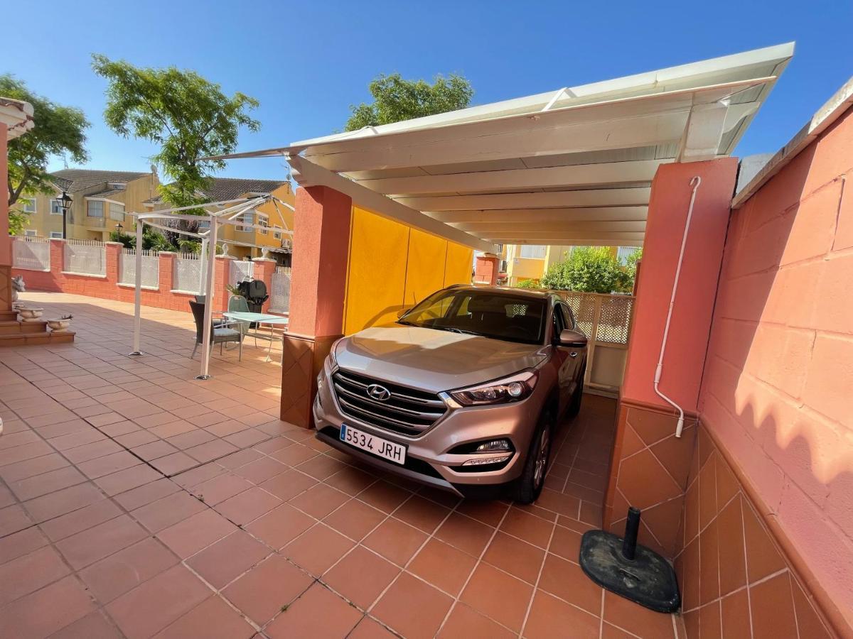 Agradable Casa Independiente Con Piscina Сasa de vacaciones Sevilla