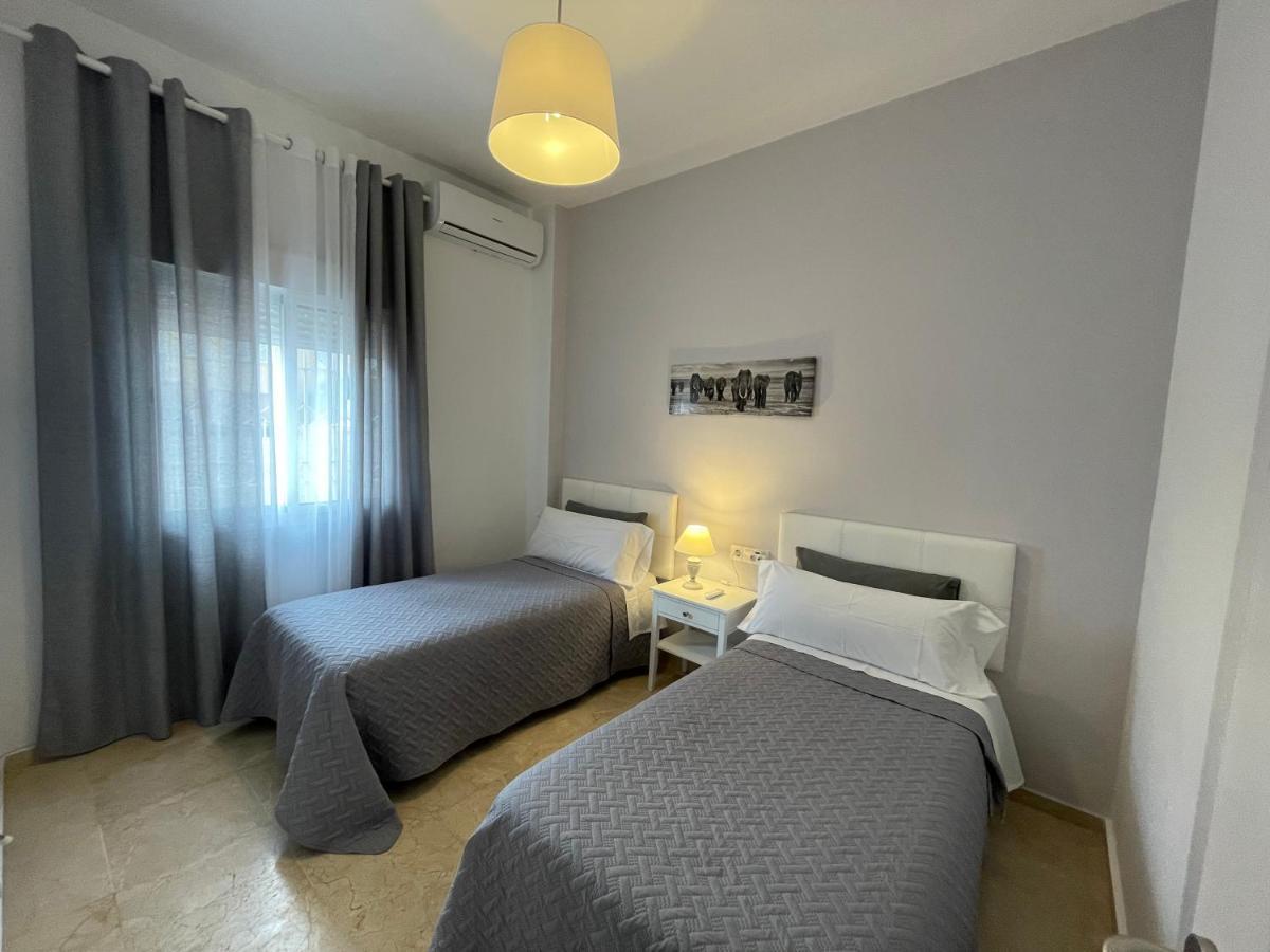 Agradable Casa Independiente Con Piscina * Sevilla
