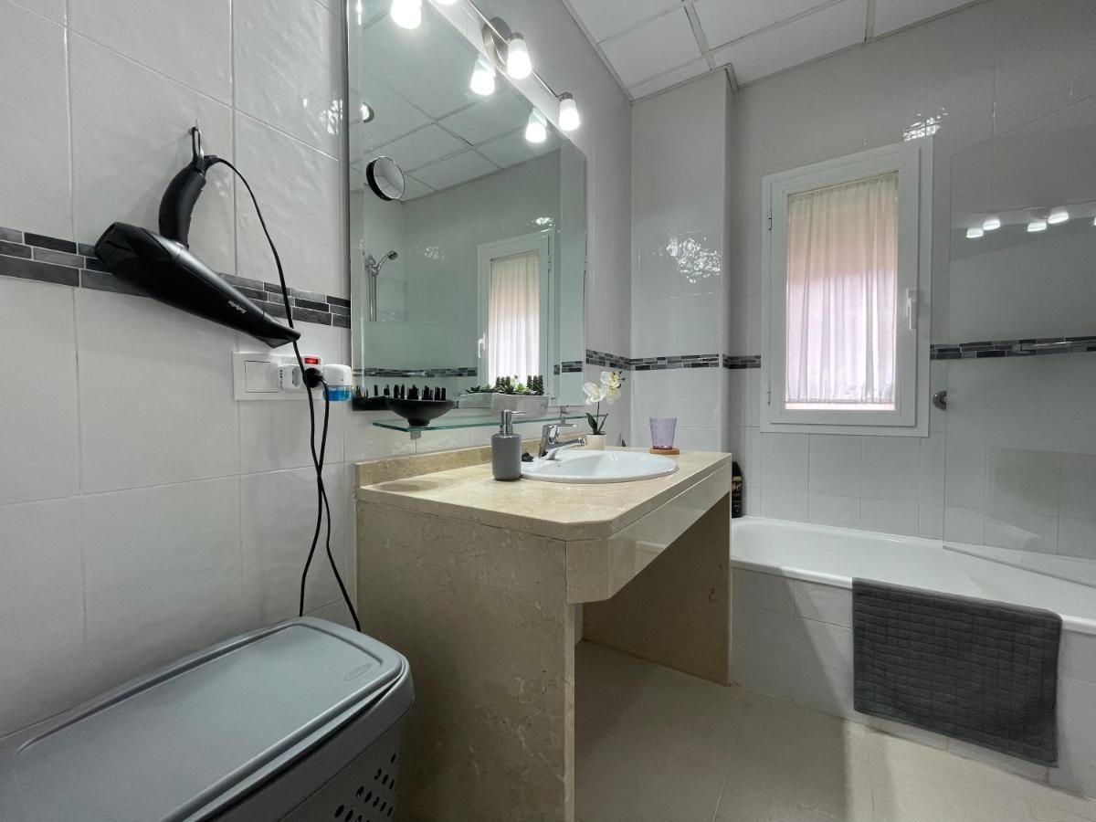 Agradable Casa Independiente Con Piscina