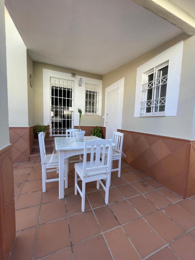 Agradable Casa Independiente Con Piscina Sevilla